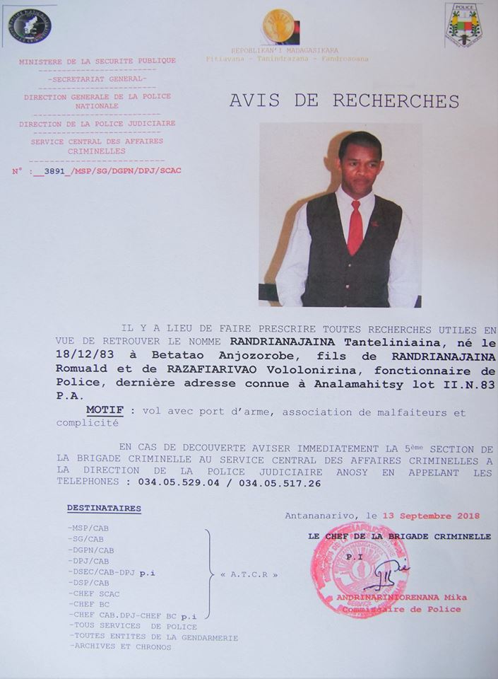 L’officier de police recherché s’est rendu avec les 3 kg de lingot d’or qu’il a volés